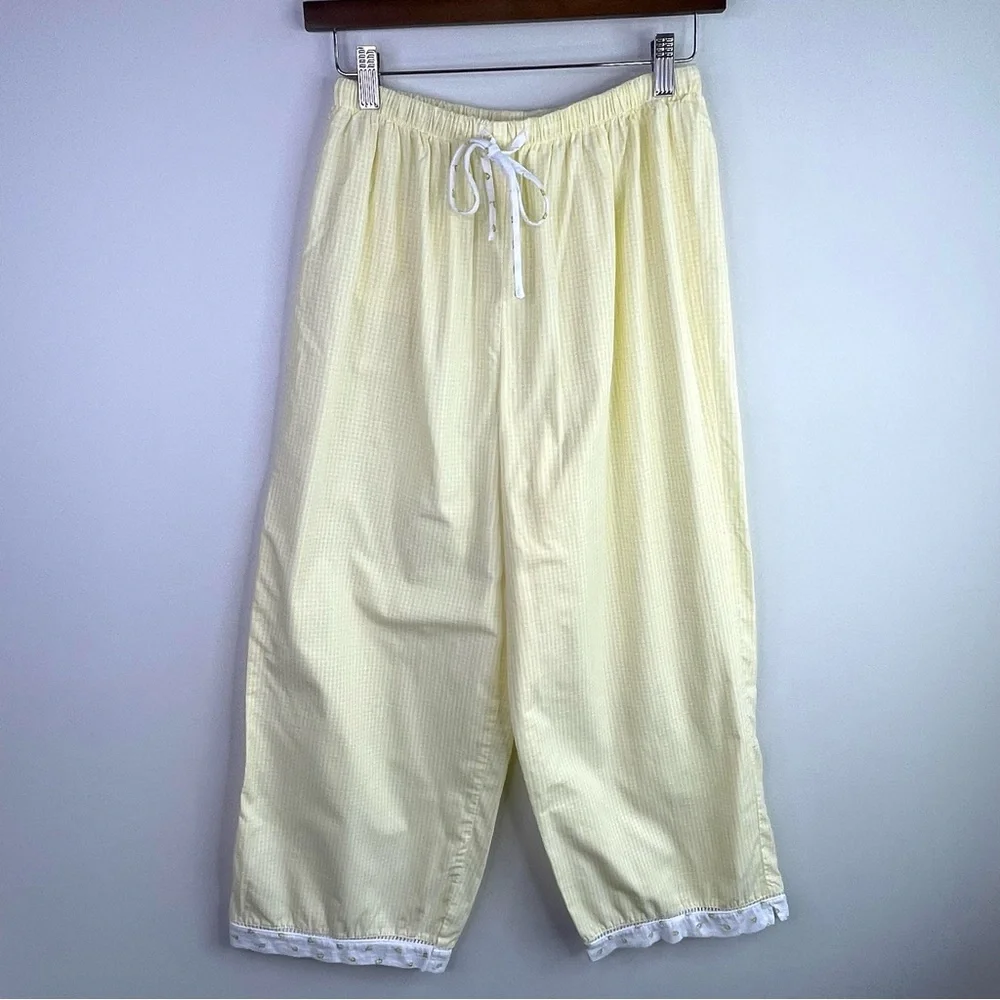 Secret Treasures Yellow and White Gingham Pajama Set With Flowers Size M - Picture 7 of 10